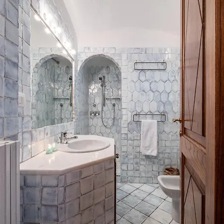 Villa Luxuryvilla Con Piscina E Privacy In Centro